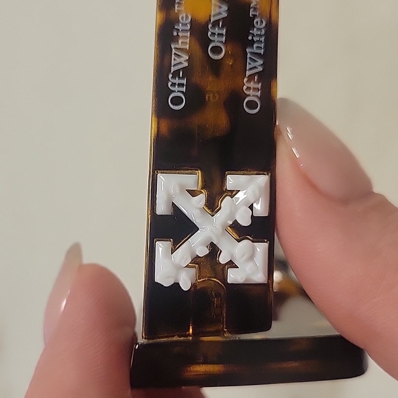 Off-White Brown Tortoise Sunglasses - Picture 6 of 8